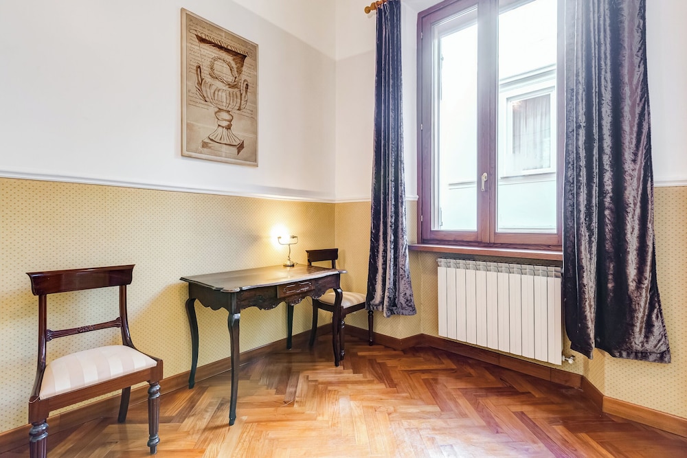 Historical Apartment near Piazza Navona