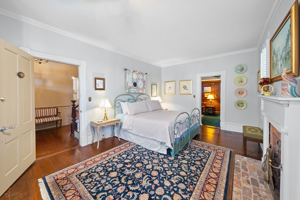 The Inn on North Jefferson view 5