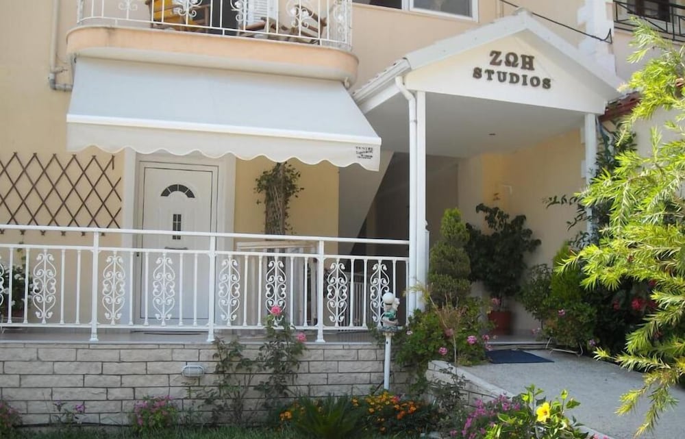 Zoe's Studios