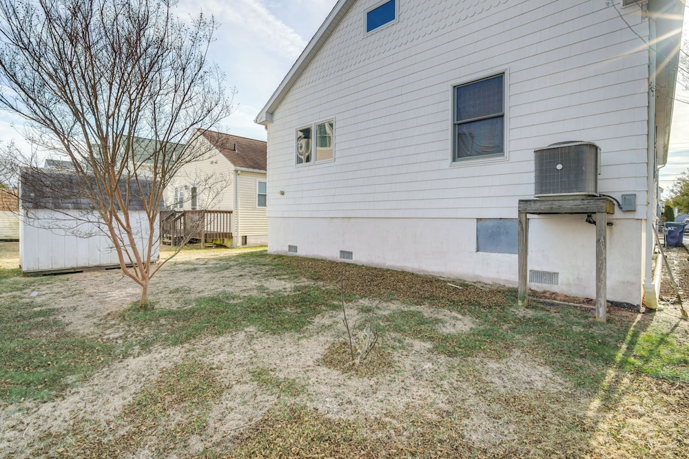 Walk to Brigantine Beach: Home w/ BBQ & Yard