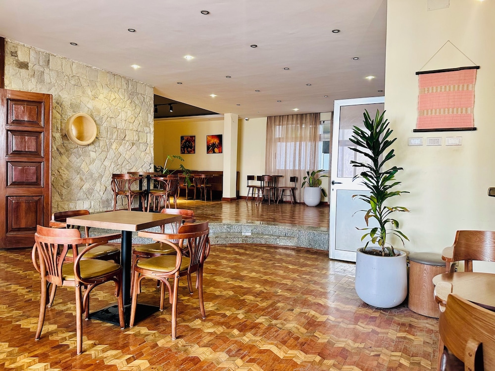 Social House Boutique Hotel