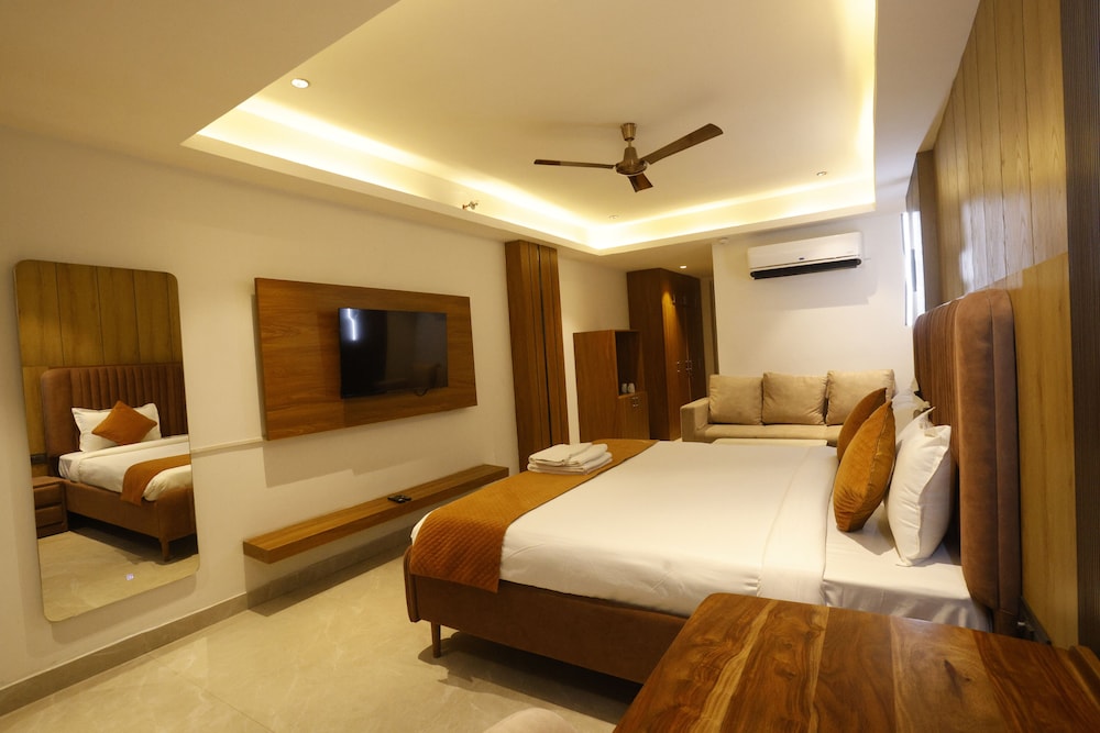 The Hoften Lotus Court Noida