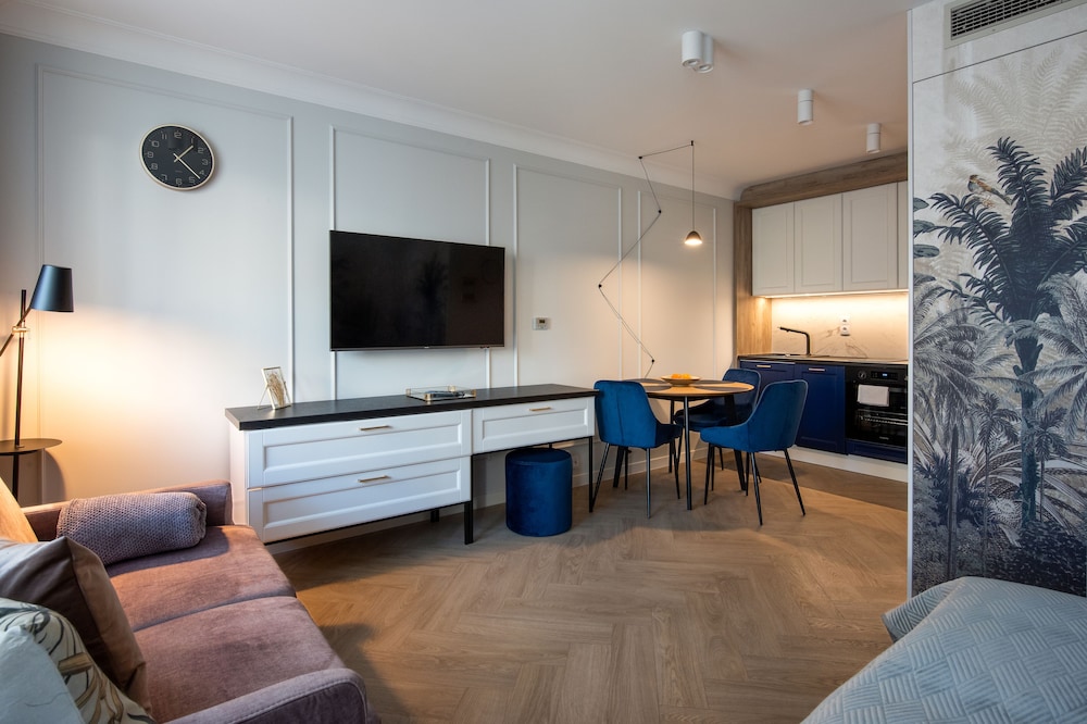 InPoint Cracow - Serviced Apartments G15 view 2