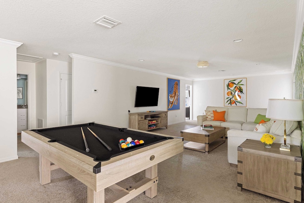 Sleeps 20! Resort Home Near Disney, Pool+game Room Twice-as-nice by Avantstay