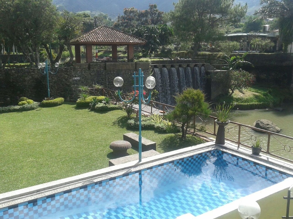 Villa Kota Bunga Happy AA2-11