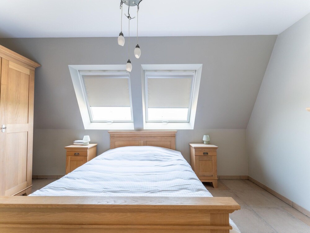 Bright Coastal Stay in Bredene