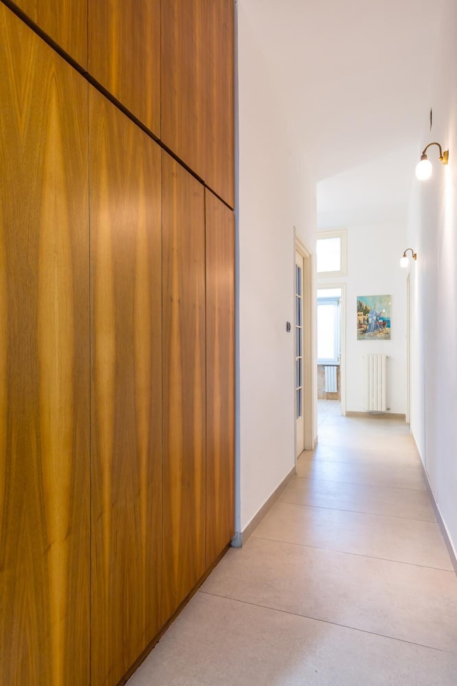 Posillipo Bright Apartment With Parking Space