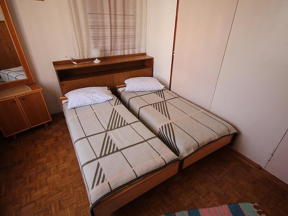Comfortable Apartment, Close to the Beach view 2
