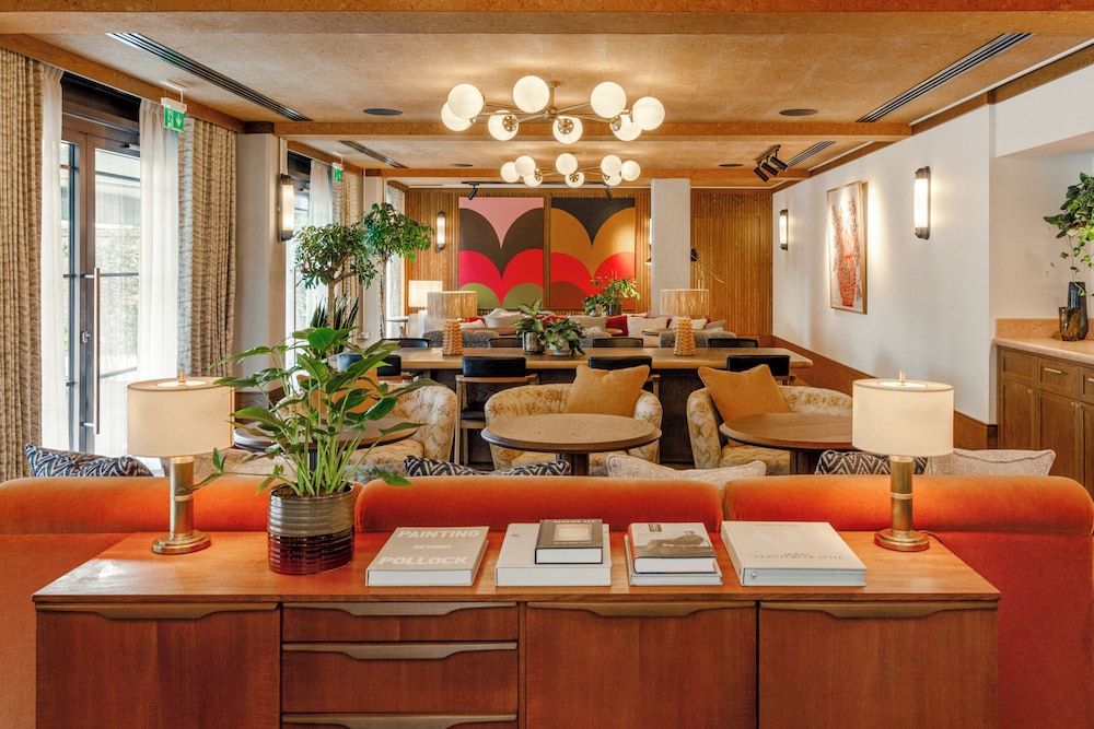 hotel reception