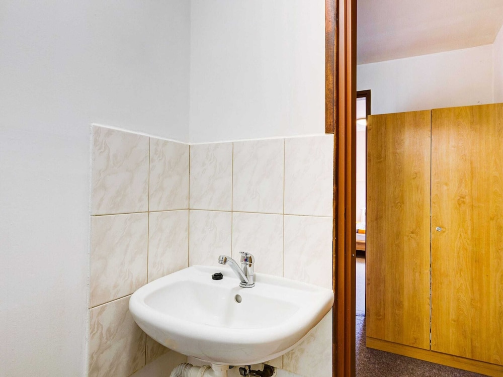 Lavish Cottage near Ski Area in Cerny Dul view 4