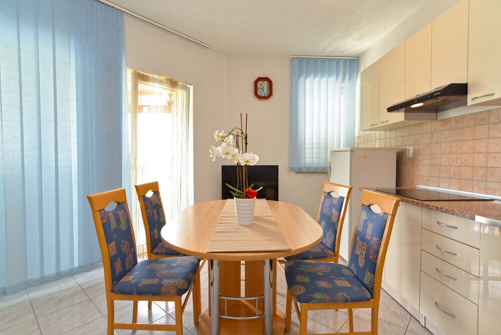 Apartment Mila 395