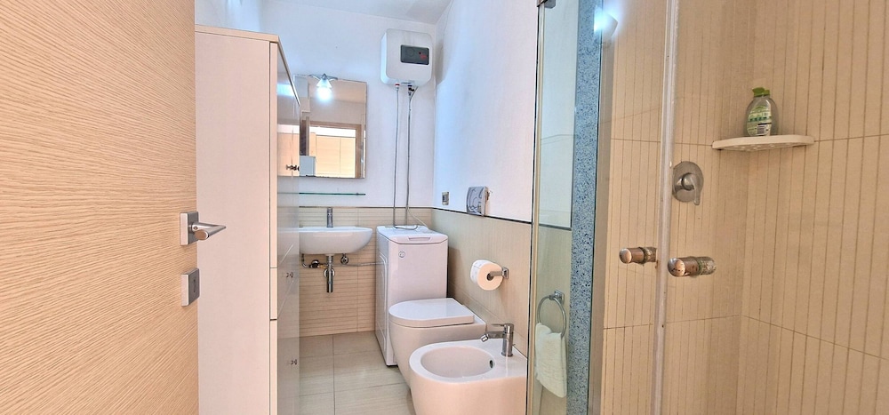 Penthouse Le Vele Sea View 2 Sleeps Air-conditioned