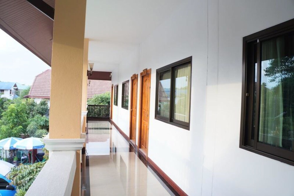 N-Joy Place