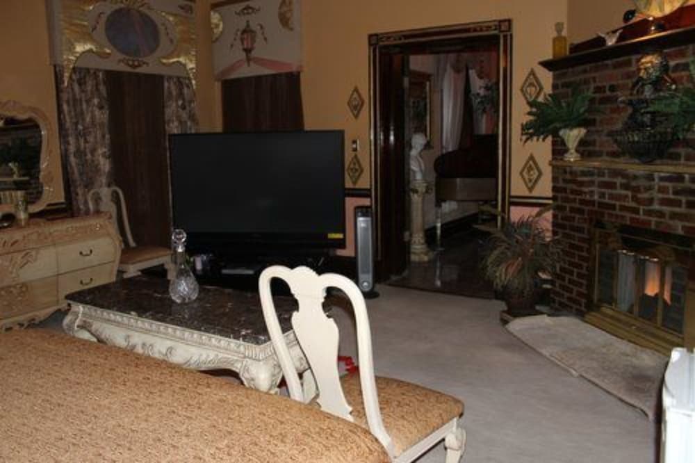 Central West End B&B