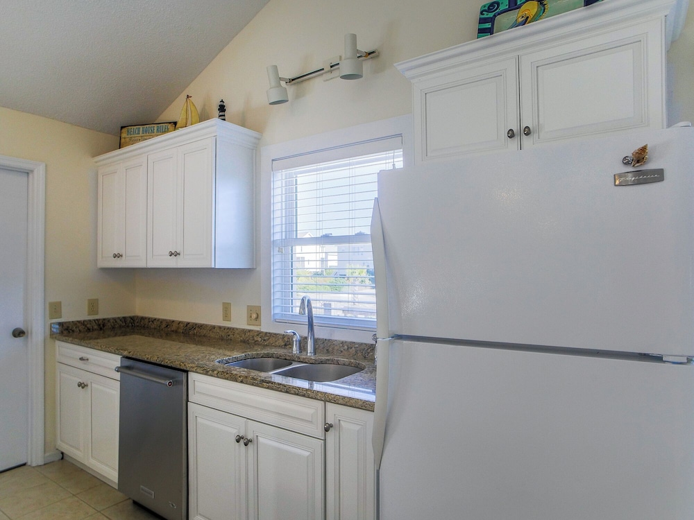 Dock Holliday by Topsail Realty