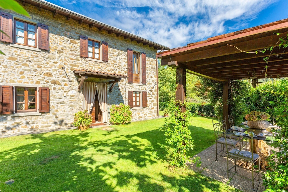 Villa Casale Le Selve Large Private Pool Wifi - 3099 view 2