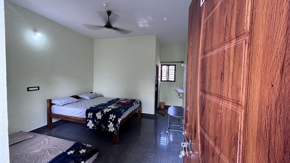 Gokarna Stay Raj kencha's