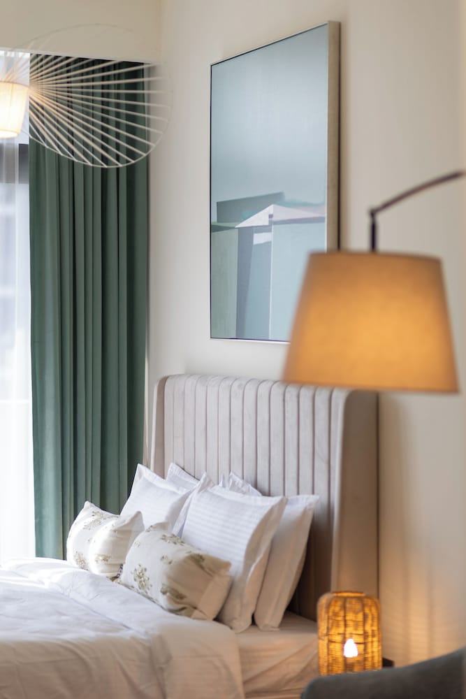 Bright and cozy studio in Azizi Riviera