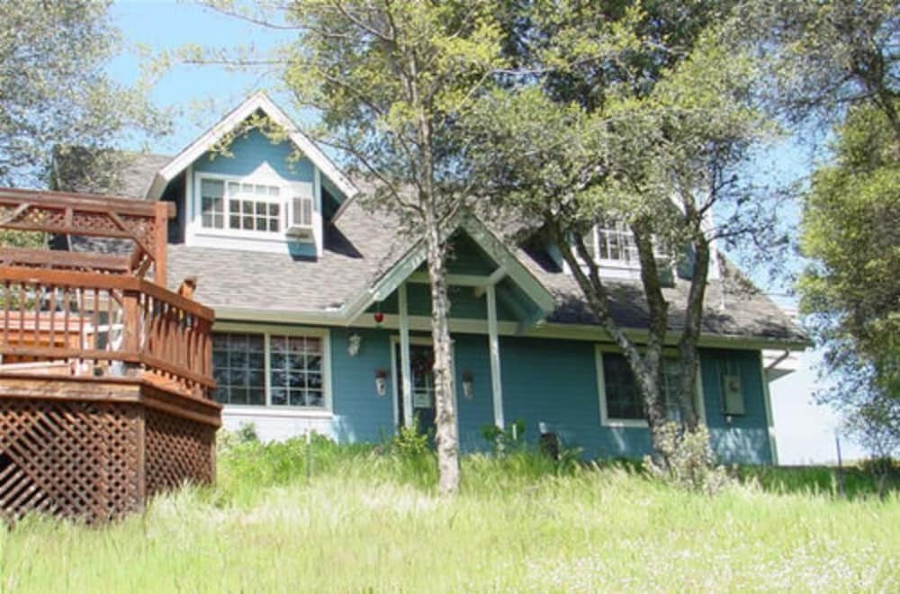 Apple Blossom Inn