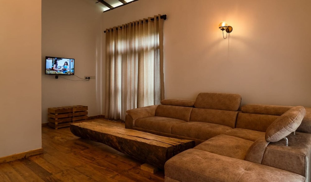 Falcon Villas