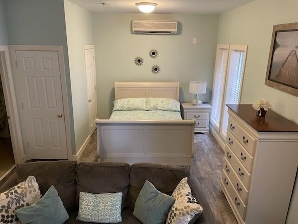 Lorna Dunes Condo by RedAwning view 3