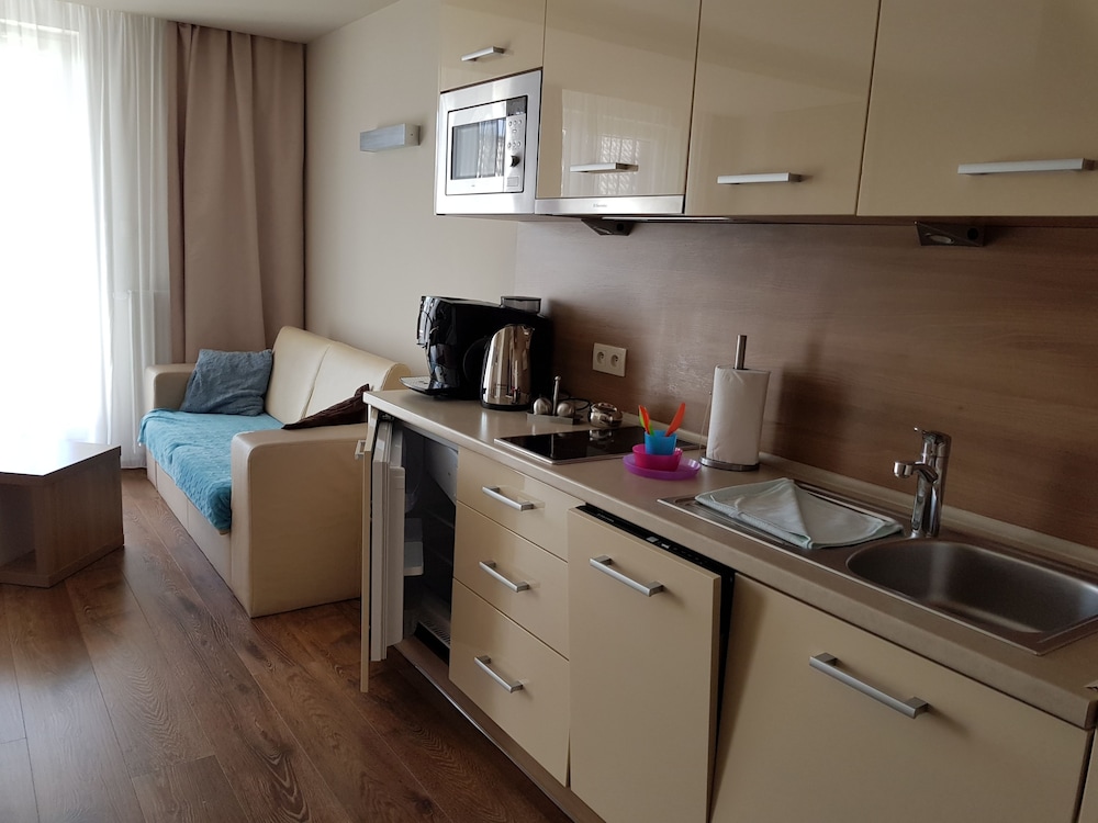Marina Jastarnia - Apartamenty - Basen