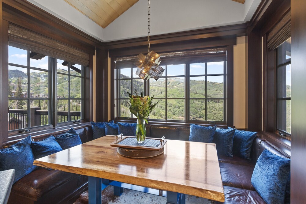 Flagstaff Lodge at Deer Valley Resort - Four Bedroom Residence #507 4 Condo