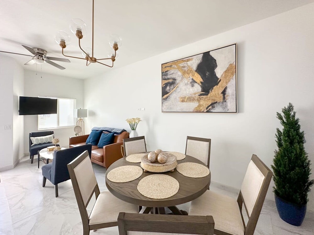 Modern Home in The Exclusivity of Las Conchas