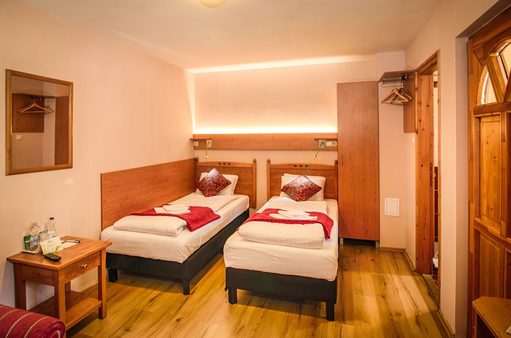 Erdei Guesthouse