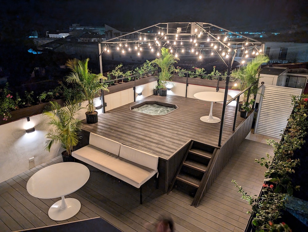The York by Acomodo Casco Viejo Best Location