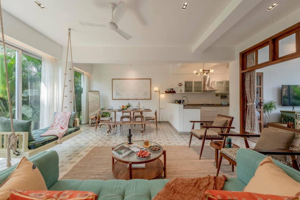 El Rocio by Hireavilla - 2BR With Pool in Assagao