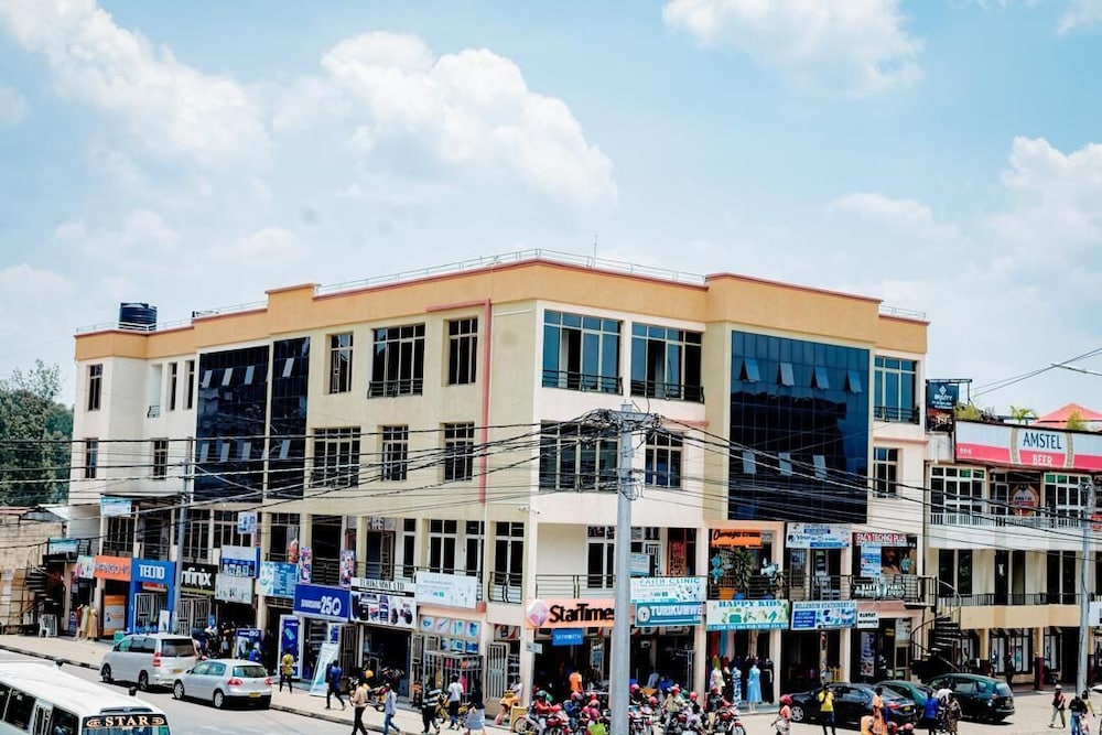 Rond Point Gorilla Boutique & Apartments