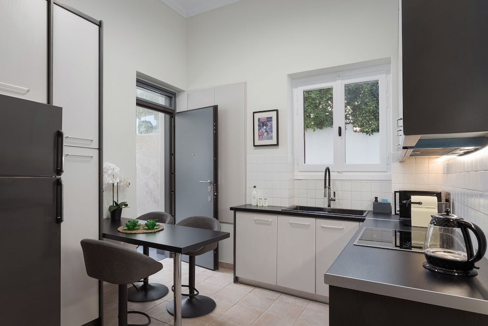Elaia House Glyfada