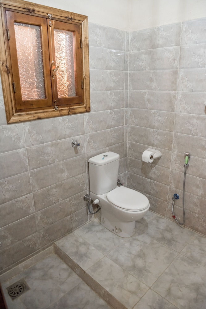 Zad Elmosafer Guest House