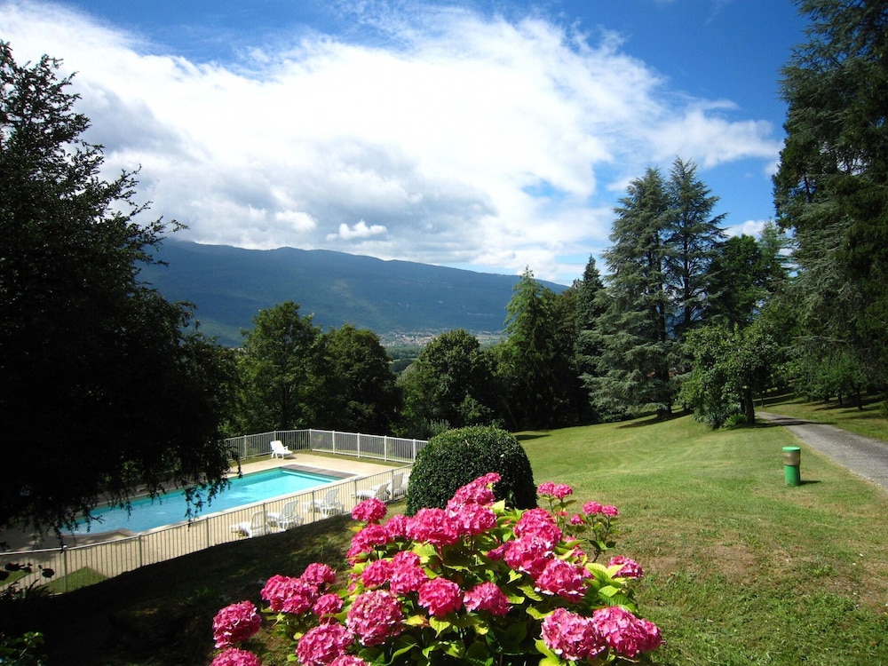 Apartment in Serrieres Castle Near French Alps