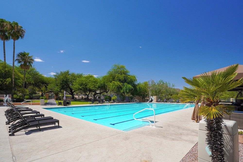 Amazing Desert Views! Tucson Casita on Golf Course