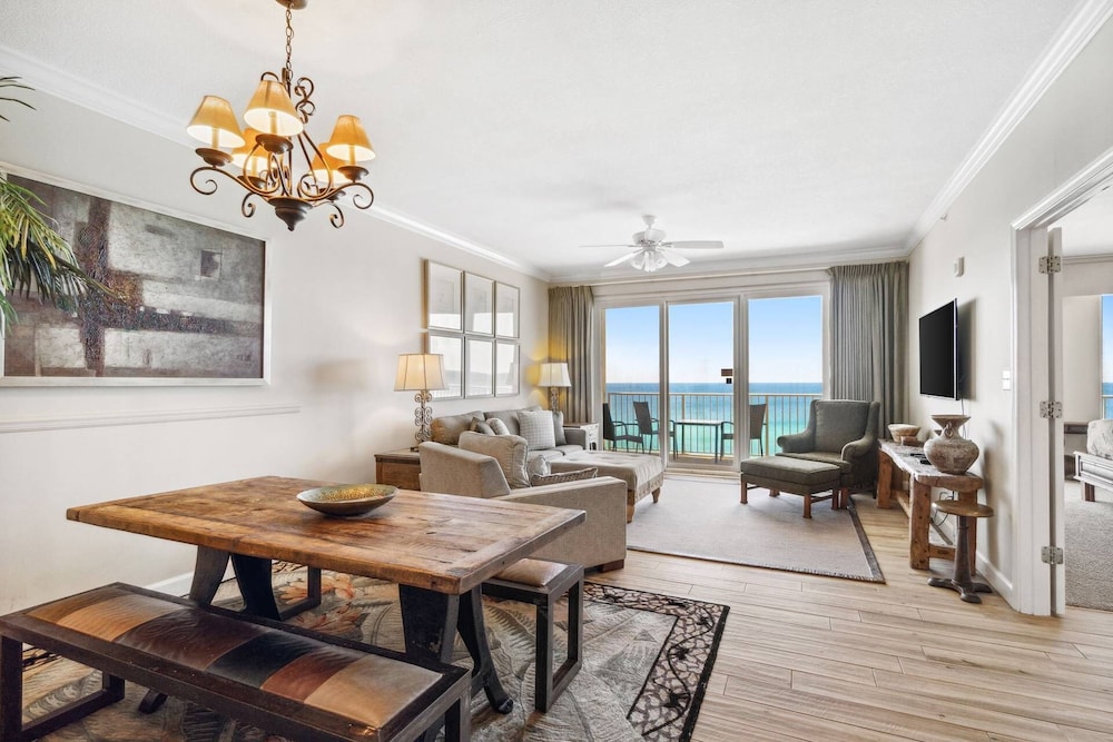 Grandview East 903