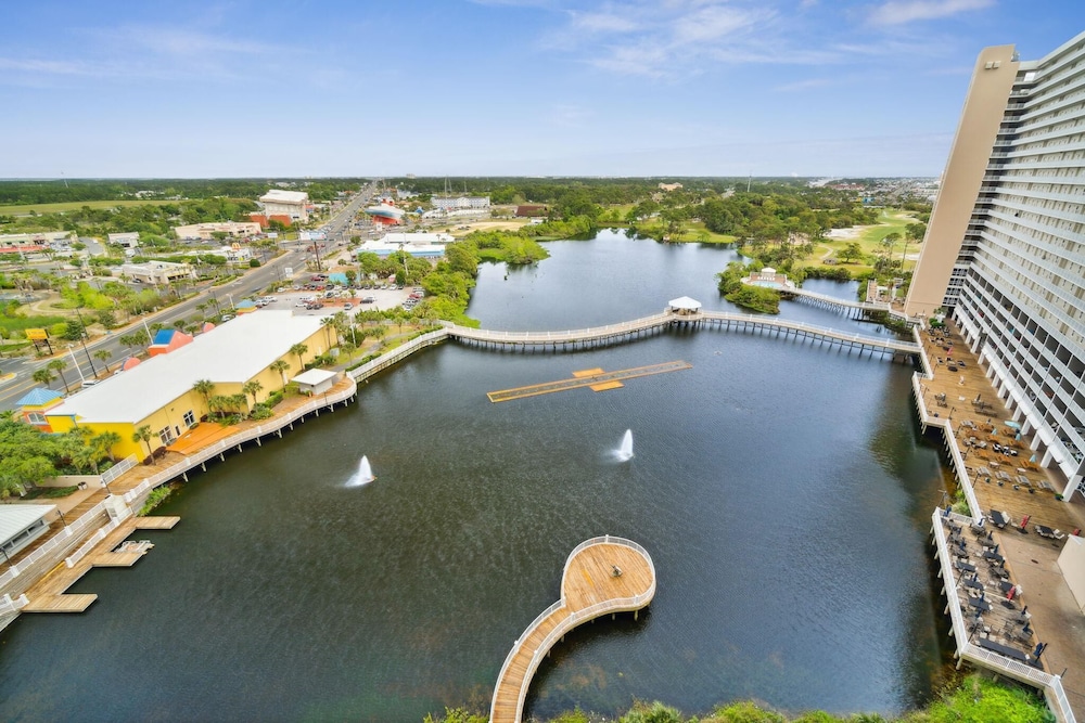 Laketown Wharf 1331
