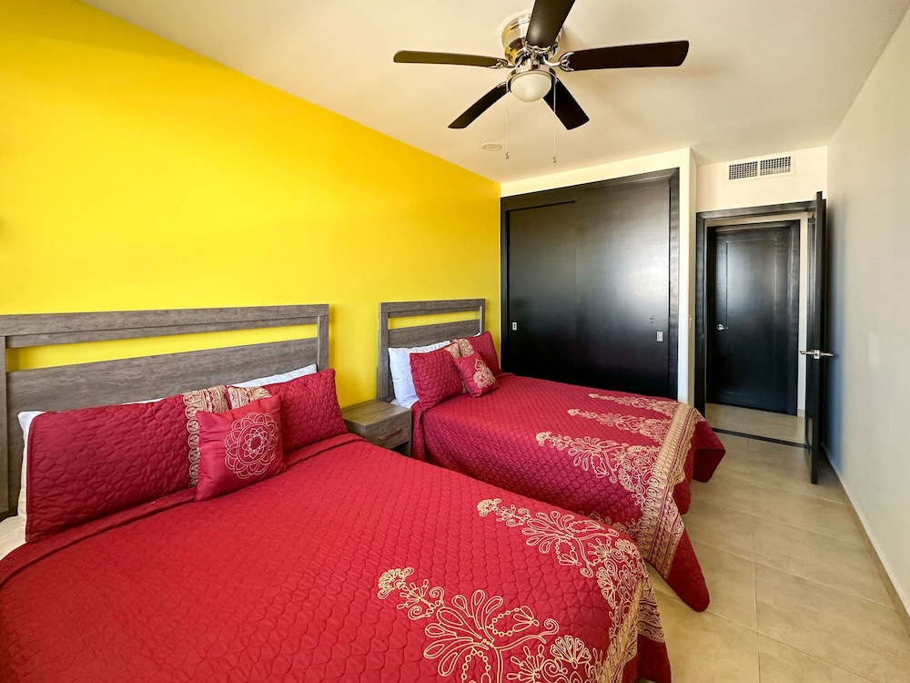 2BR Sunset Escape for Families