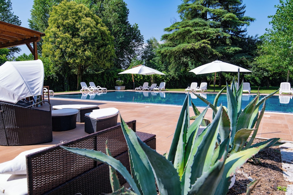 Villa Vitti's - Verona Est CAMPING