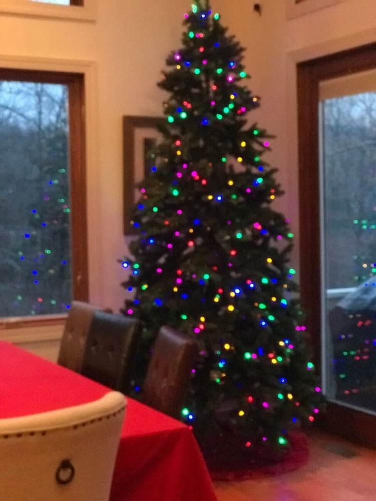Spectacular 4BR Mountain Home Sleeps 12