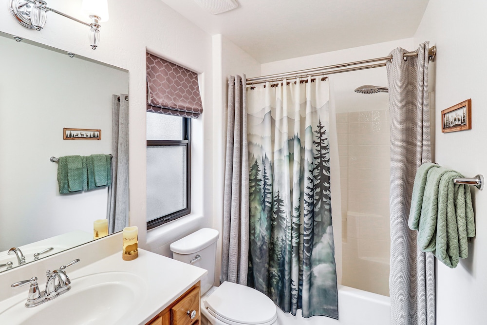 4 Mi to Fool Hollow Lake, Quiet & Cozy Cabin