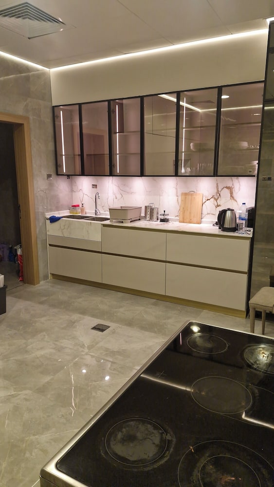Nas Villa Luxury Hostels