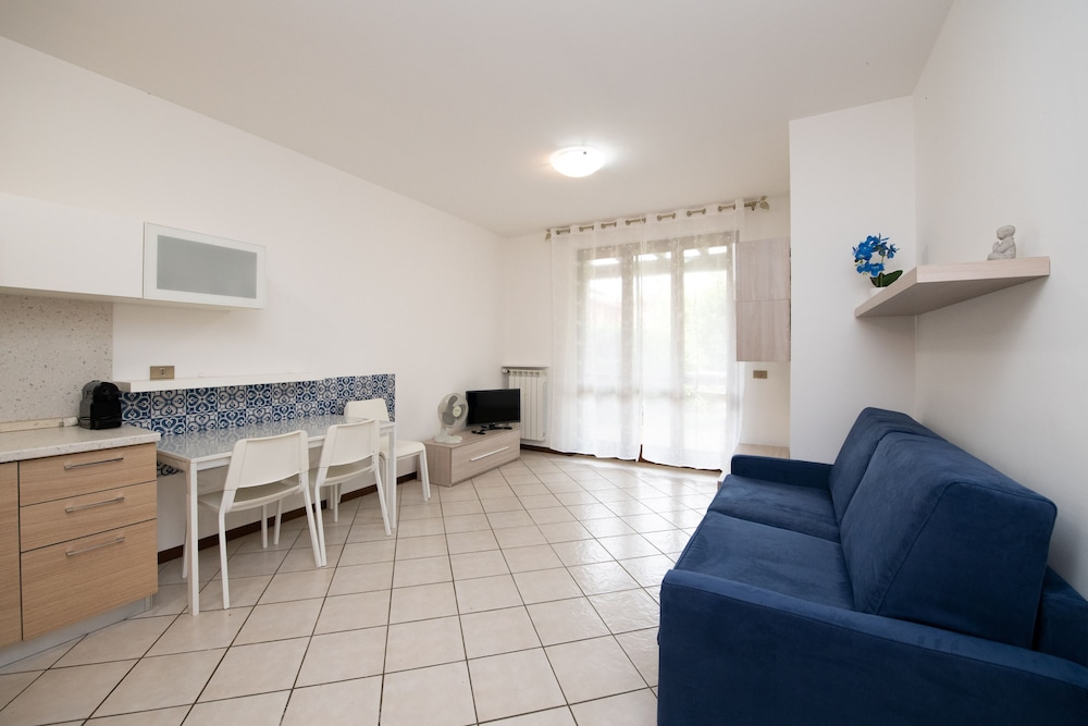 Orchidea Apartment view 5