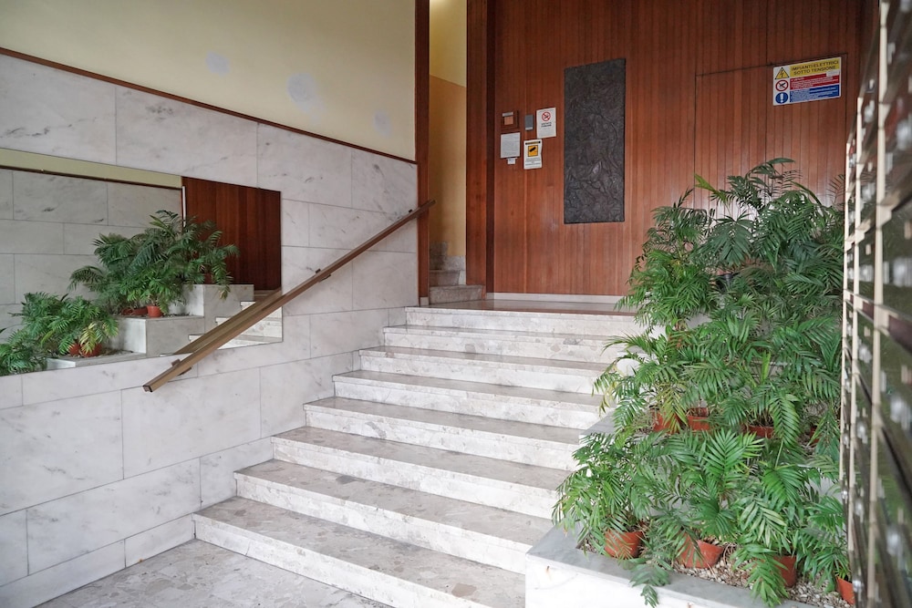 Balcony Flat Near the Center by Wonderful Italy