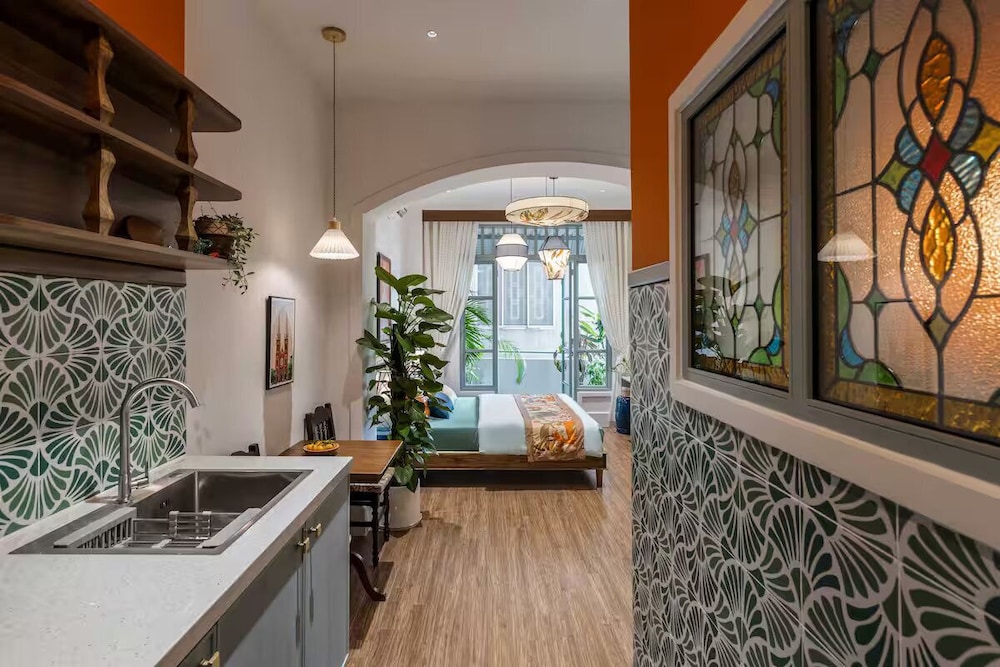 City Apartment Walk to Bui Vien