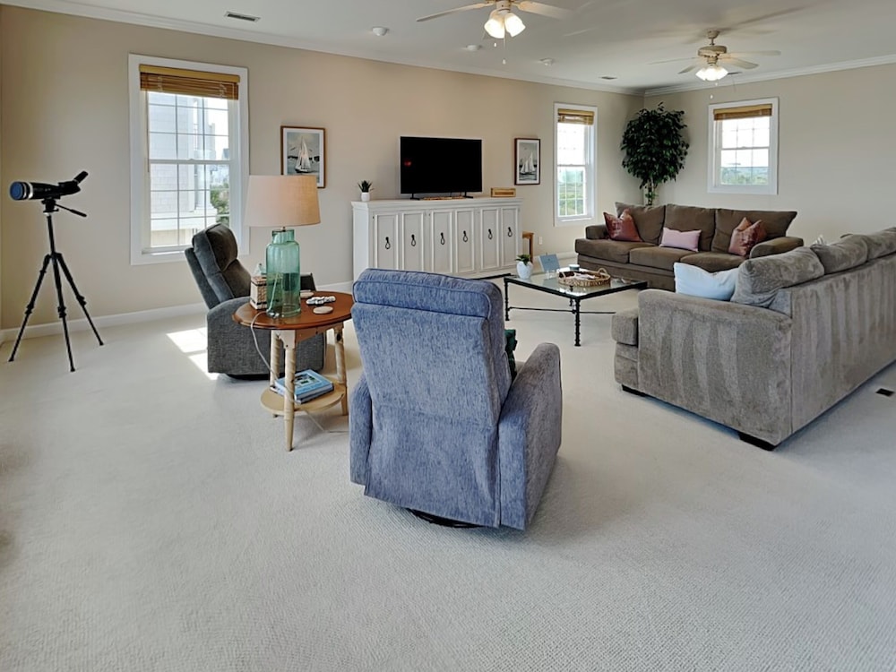 Sunny Side Up by Topsail Realty