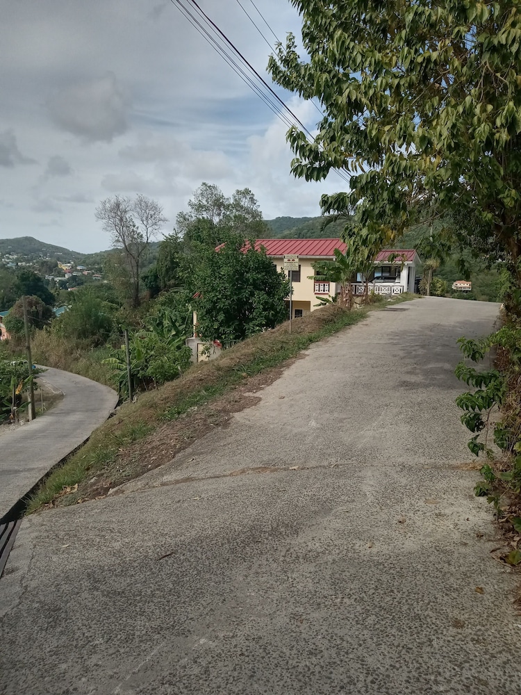 Near Ferry, Airport, Shops, Beaches, Atms, Rodney Bay and Castries - Free Pickup view 2