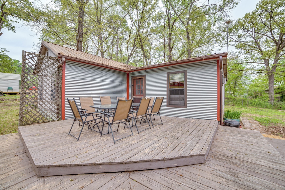 Walk to Water: Lake O' the Pines Cabin