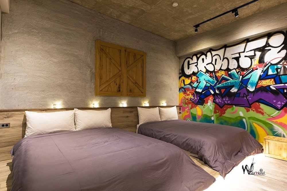 Wild Hotel